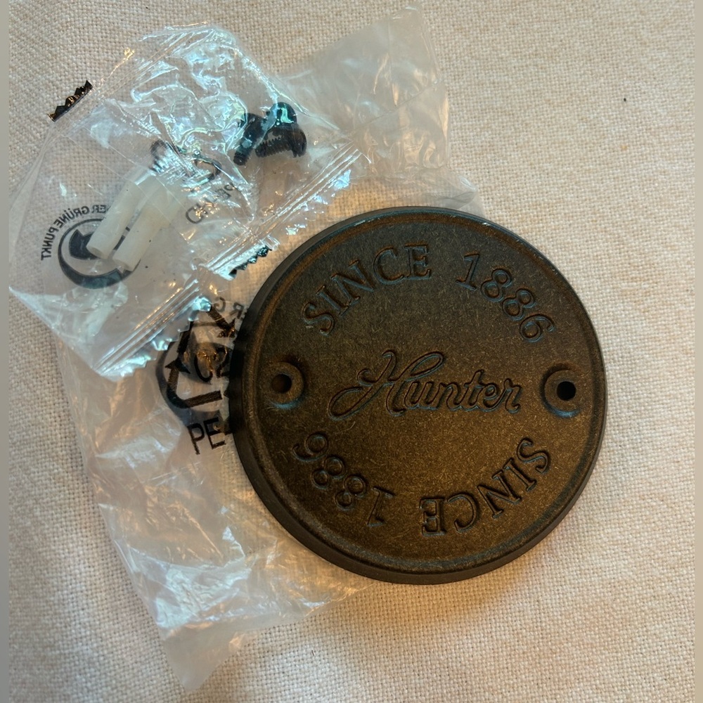 HUNTER CEILING FAN (non cast iron 
type fan)